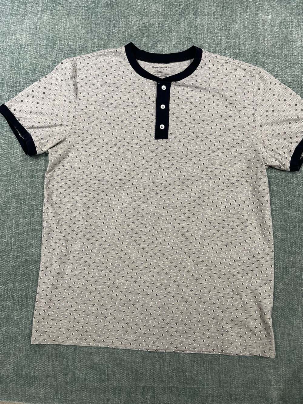 Paperdenim&cloth Men's Short Sleeve Henley Grey Micro Floral Pattern Size Medium